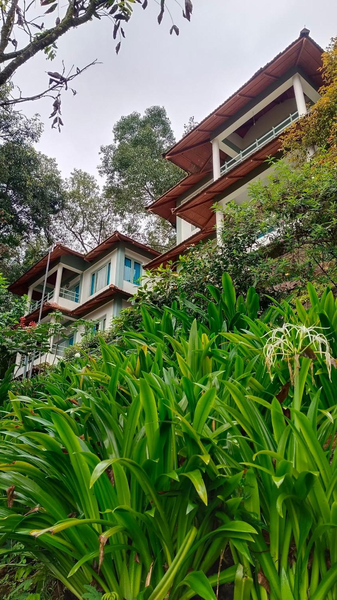 Blackberry Hills Munnar Nature Resort & Spa Exterior foto